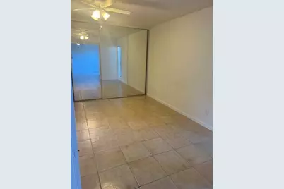 641 Executive Center Drive #P104, West Palm Beach, FL 33401 - Photo 6