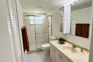 2902 Victoria Cir, Coconut Creek, FL 33066 - Photo 18