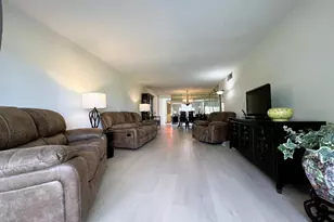 2902 Victoria Cir, Coconut Creek, FL 33066 - Photo 14