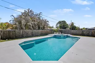 2674 SE Creston Ln, Port Saint Lucie, FL 34952 - Photo 20