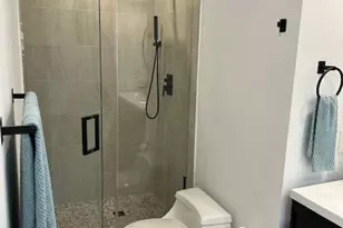 5880 NE 22nd Ave, Fort Lauderdale, FL 33308 - Photo 10