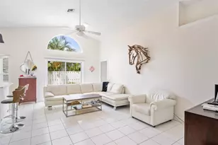 2606 Bedford Mews Dr, Wellington, FL 33414 - Photo 2