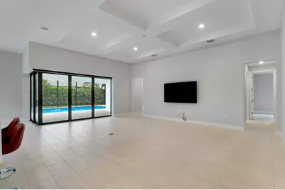 8308 Pedigree Circle, Lake Worth, FL 33467 - Photo 10