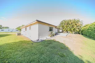6431 Hitchin Post Way, Delray Beach, FL 33484 - Photo 22
