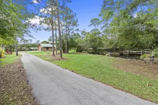 2725 Twin Oaks Trail, Fort Pierce, FL 34945 - Photo 4