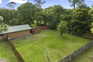 2725 Twin Oaks Trail, Fort Pierce, FL 34945 - Photo 44