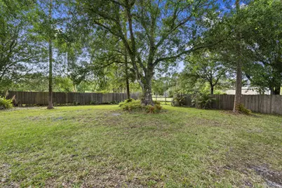 2725 Twin Oaks Trail, Fort Pierce, FL 34945 - Photo 44