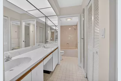 5021 Oakhill Lane #114, Delray Beach, FL 33484 - Photo 14