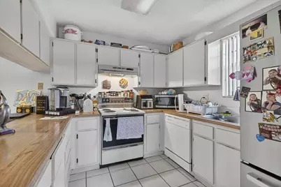 2539 NW 99th Avenue, Coral Springs, FL 33065 - Photo 8