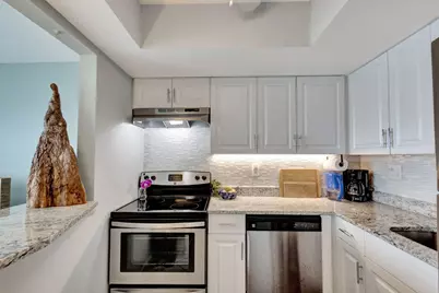 2936 Lake Shore Drive #309, Riviera Beach, FL 33404 - Photo 14