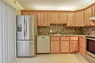 3343 Meridian Way N, Palm Beach Gardens, FL 33410 - Photo 2