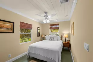 2396 Easy St, Palm Beach Gardens, FL 33410 - Photo 10
