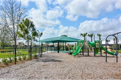 221 SE Longview Drive, Port Saint Lucie, FL 34984 - Photo 52