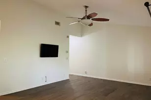 815 W Boynton Beach Blvd, Boynton Beach, FL 33426 - Photo 12