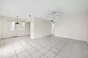 392 Markham R, Deerfield Beach, FL 33442 - Photo 10