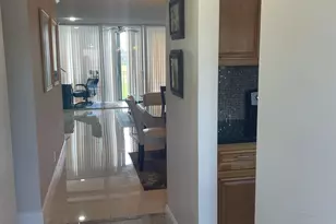 4539 Luxemburg Ct, Lake Worth, FL 33467 - Photo 4