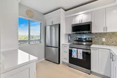 601 Seafarer Circle #304, Jupiter, FL 33477 - Photo 18