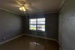 5402 Bonky Ct, West Palm Beach, FL 33415 - Photo 10