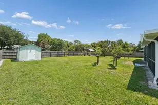 902 Egret Ave, Fort Pierce, FL 34982 - Photo 40