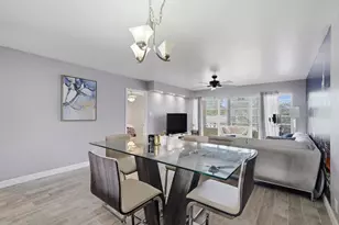 8330 Sands Point, Tamarac, FL 33321 - Photo 8