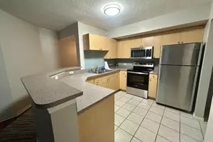402 Villa Cir, Boynton Beach, FL 33435 - Photo 8