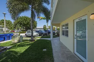 700 Pine Dr, Pompano Beach, FL 33060 - Photo 22