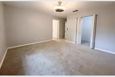 917 Imperial Lake Road, West Palm Beach, FL 33413 - Photo 4