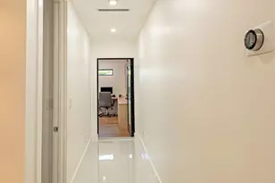 807 Hollywood Pl, West Palm Beach, FL 33405 - Photo 52