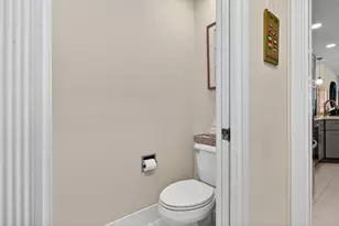 423 Capistrano Dr, Palm Beach Gardens, FL 33410 - Photo 24