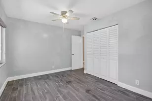 7504 NW 40th Pl, Coral Springs, FL 33065 - Photo 16