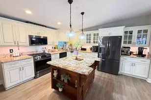 3800 Hydrilla Ct, Port Saint Lucie, FL 34952 - Photo 8