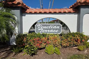 2101 W Woolbright Rd, Boynton Beach, FL 33426 - Photo 14