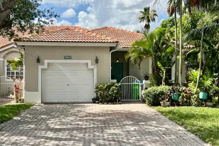 7801 S Aragon Blvd, Sunrise, FL 33322 - Photo 1