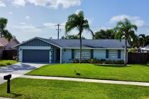 1381 Wyndcliff, Wellington, FL 33414 - Photo 2