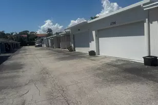 2704 Cardinal Dr, Vero Beach, FL 32963 - Photo 6