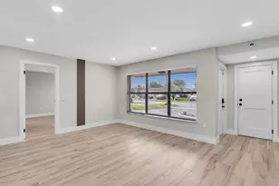 10691 NW 28th St, Sunrise, FL 33322 - Photo 6