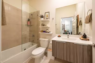 7925 NW 104th Ave, Doral, FL 33178 - Photo 10