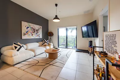 7925 NW 104th Avenue #24, Doral, FL 33178 - Photo 1