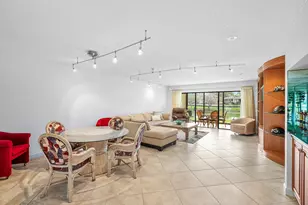 22 Westgate Ln, Boynton Beach, FL 33436 - Photo 8