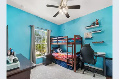 521 N Valencia Circle SW, Vero Beach, FL 32968 - Photo 32