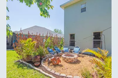 521 N Valencia Circle SW, Vero Beach, FL 32968 - Photo 24