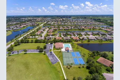521 N Valencia Circle SW, Vero Beach, FL 32968 - Photo 40