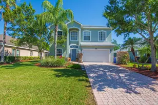 521 N Valencia Cir SW, Vero Beach, FL 32968 - Photo 4