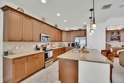 393 11th Square SW, Vero Beach, FL 32962 - Photo 12