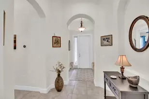 393 11th Square SW, Vero Beach, FL 32962 - Photo 2
