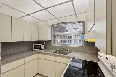 1735 NE 164th Street #E104, North Miami Beach, FL 33162 - Photo 6