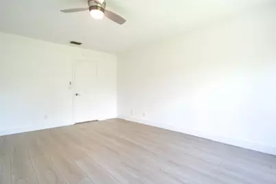 5430 Mirror Lakes Boulevard, Boynton Beach, FL 33472 - Photo 16