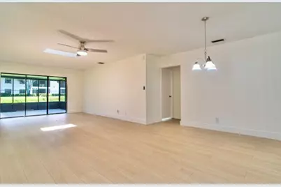 5430 Mirror Lakes Boulevard, Boynton Beach, FL 33472 - Photo 6