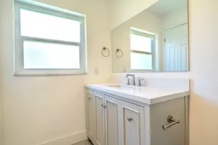 5430 Mirror Lakes Blvd, Boynton Beach, FL 33472 - Photo 18
