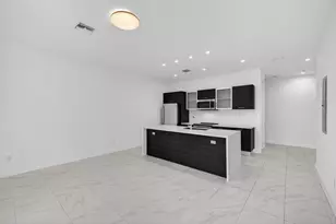 1044 NE 18th Ave, Fort Lauderdale, FL 33304 - Photo 2